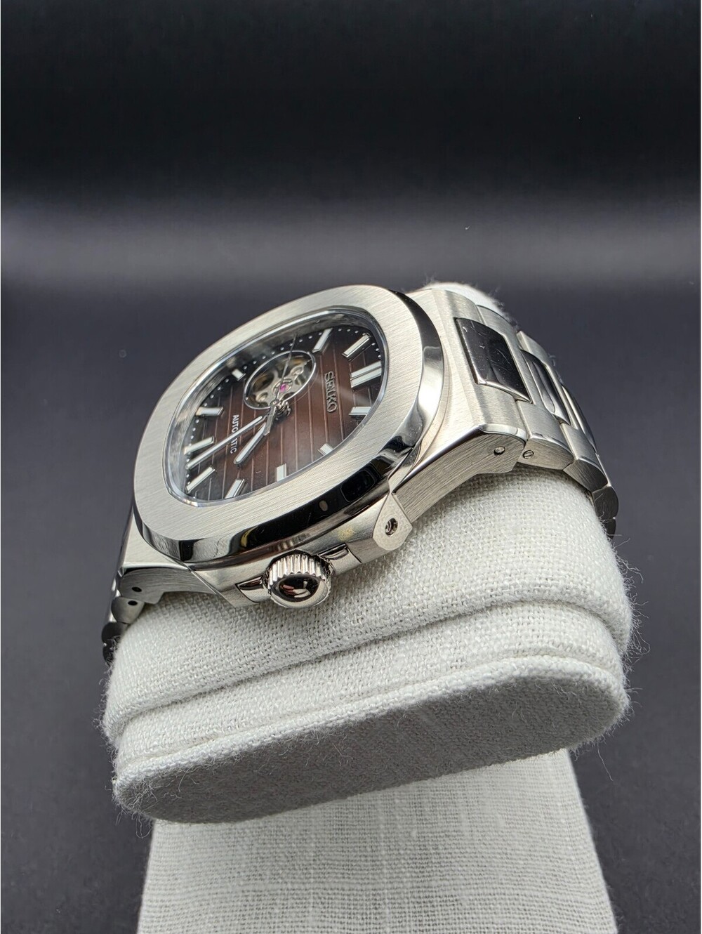 Custom Open Heart Watch Mod - Picture 3 of 9